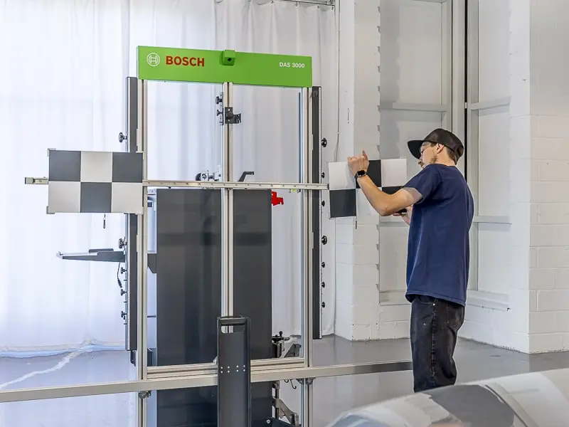 Auto Calibration and Glass Services in Barrie & Thornhill, Ontario - IntelAuto